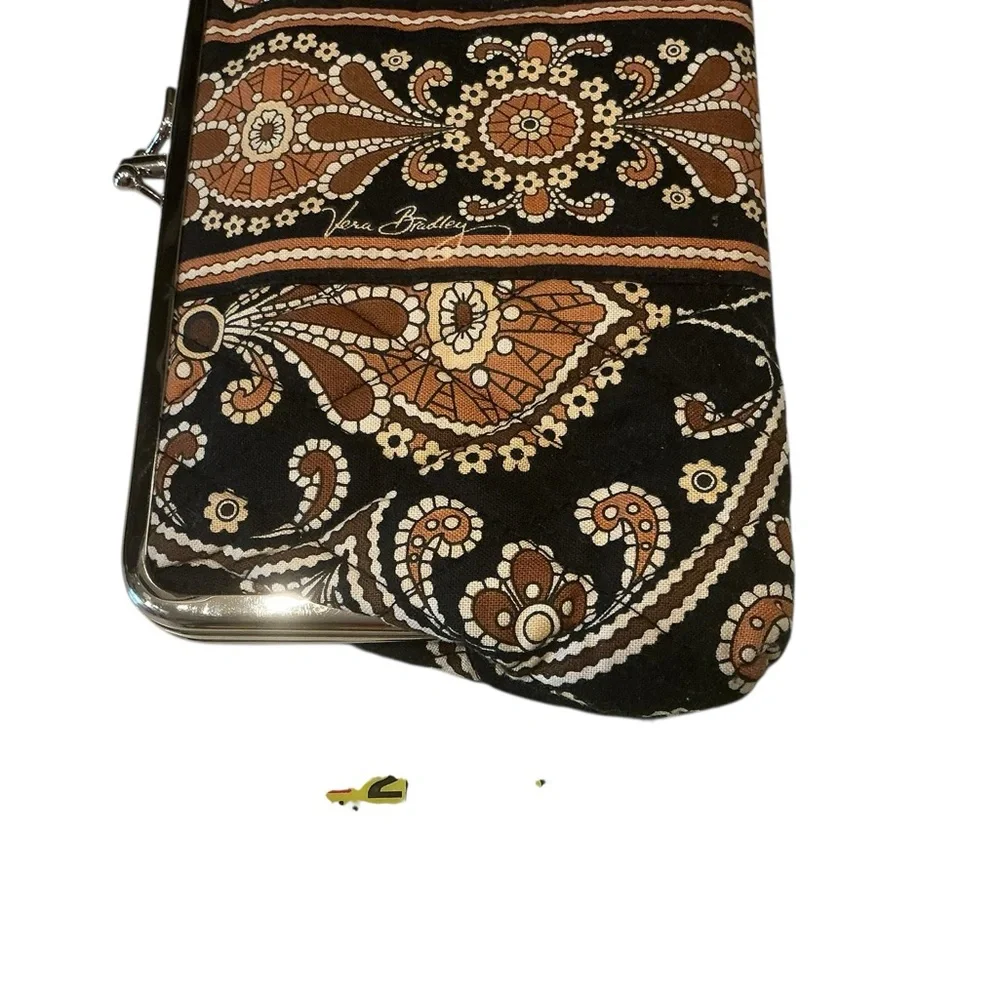 Vera Bradley coffee latte black and brown quilted wristlet double kiss lock